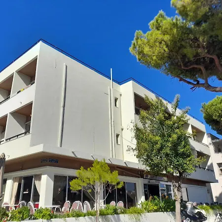 Phaethon Hotell