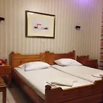 Phaethon Hotel 2*