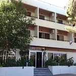 Hotel Phaethon 2*