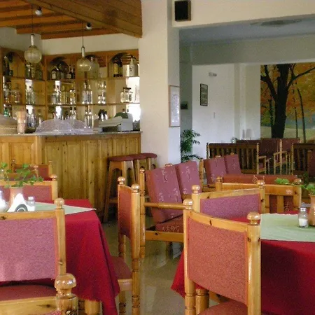 Phaethon Отель 2*