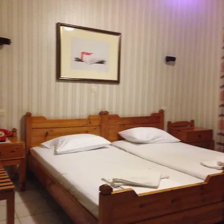 Phaethon Отель 2*